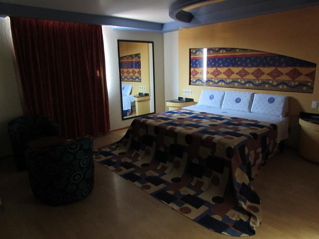 Motel Gran Vallarta (Adults Only) Celaya  Exterior foto